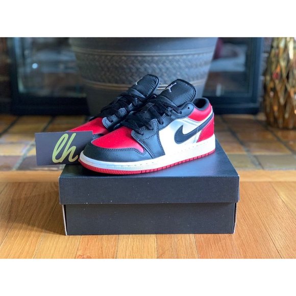 Size 3.5y Air Jordan 1 Low "Bred Toe" - Picture 2 of 5